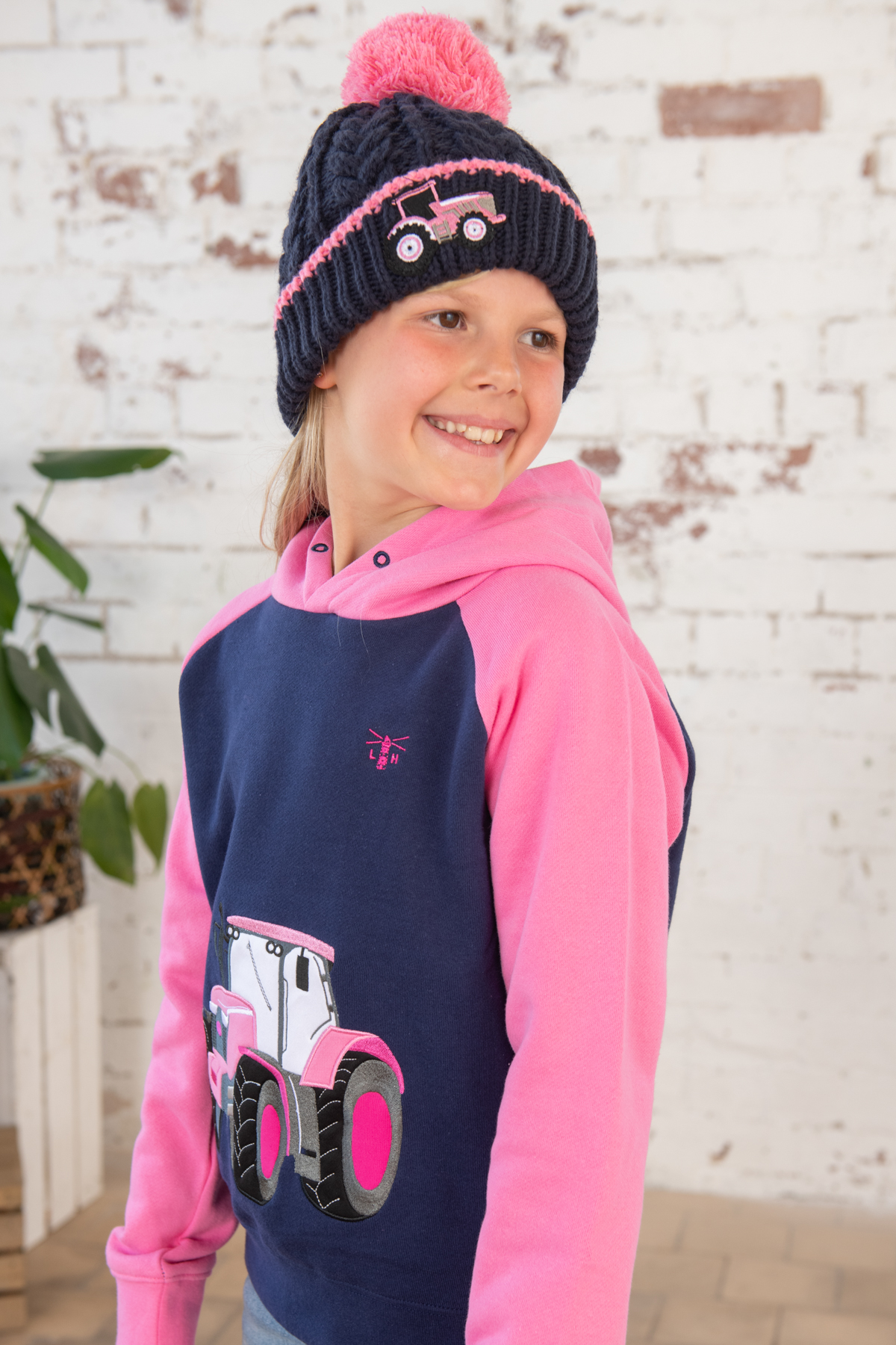 LH-AW22-Jill-Pink-Tractor-3